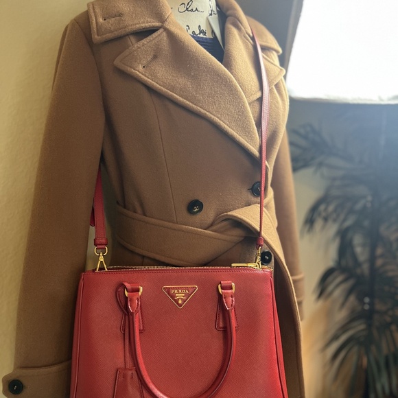 Prada Saffiano Leather Galleria Double Zip Medium - Picture 9 of 9